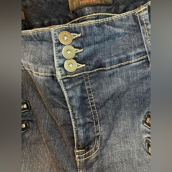 Torrid Premium Women’s Zippered Dark Wash High Rise Jeans/Jegging Size 24R - Picture 4 of 11